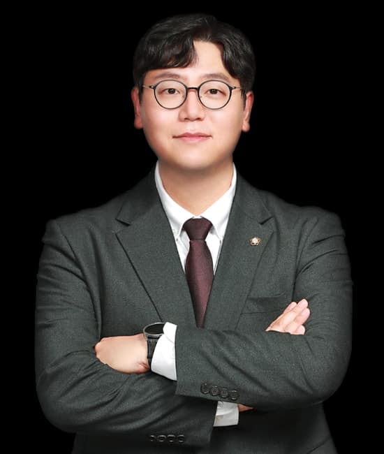 윤정현 변호사
